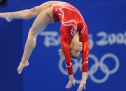 开云世界杯2026-猛龙狂胜独行侠，乔治化身关键先生，一锤定音定乾坤