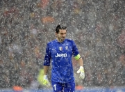 开云体育直播-爵士粉碎独行侠，世界排名争夺战焦点战深度解析