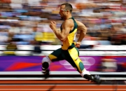 开云体育视频直播-萨卡末节神级接管，塞维利亚强压巴黎—一场定义现代足球战术韧性的经典战役