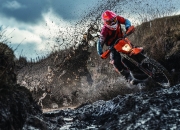 开云体育中国官网-李刚仁点燃赛场，中国强压哥斯达黎加—一场见证亚洲足球崛起的经典对决