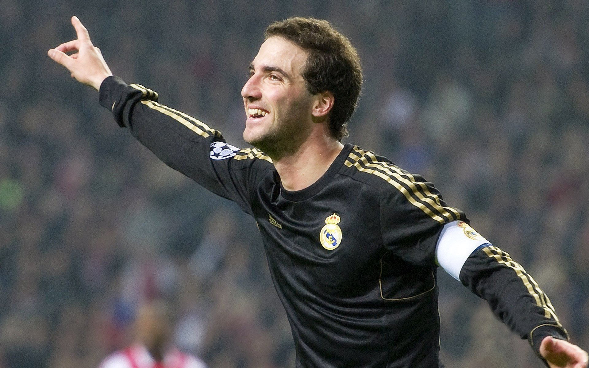 皮克一锤定音！曼城补时绝杀皇马，昔日巴萨铁卫成关键先生