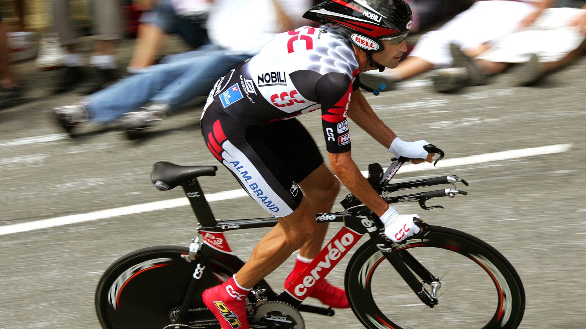 广东队战术压制快船，乔治成为胜负手，一场跨越篮球文化的战术对话